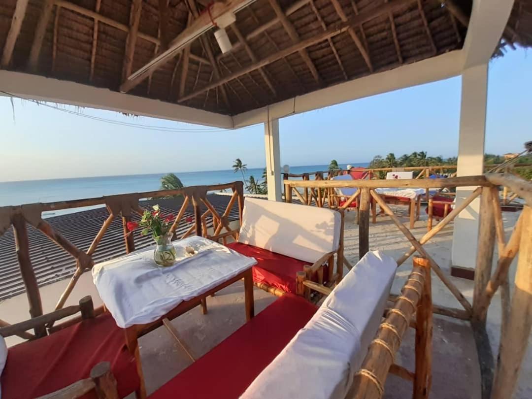 Zaina'S Beach House Nungwi Luaran gambar