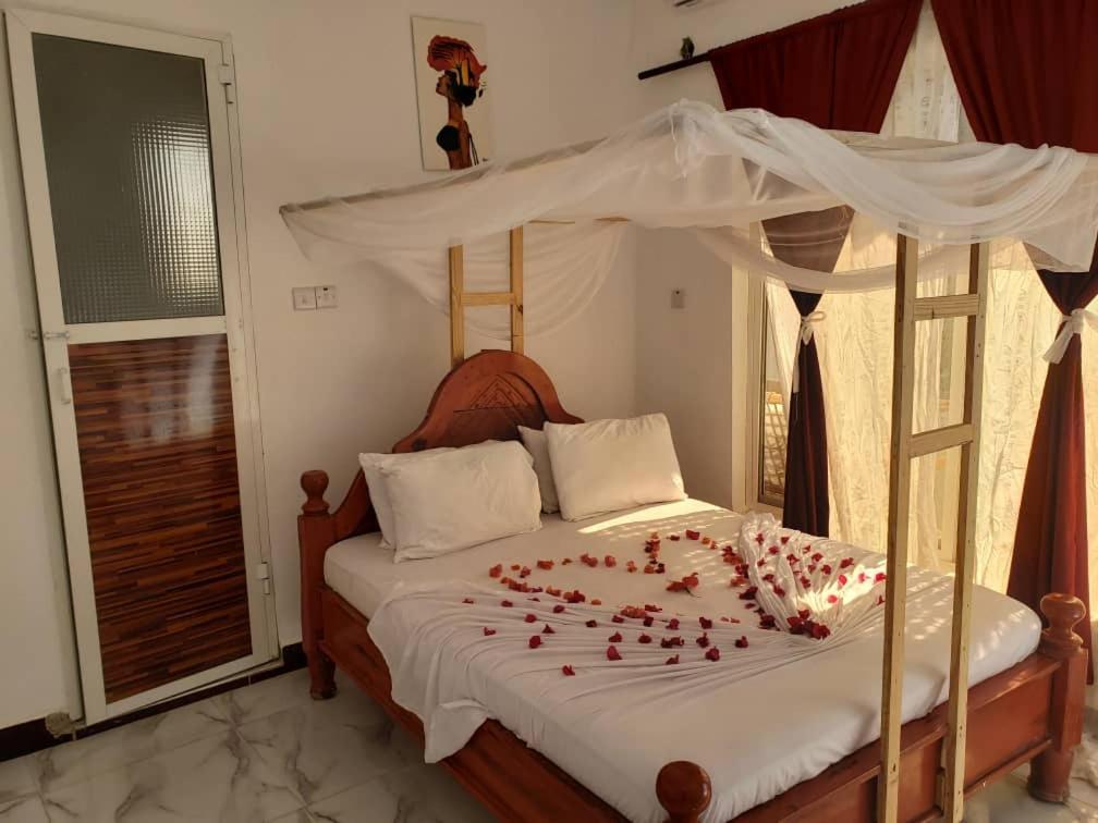 Zaina'S Beach House Nungwi Luaran gambar